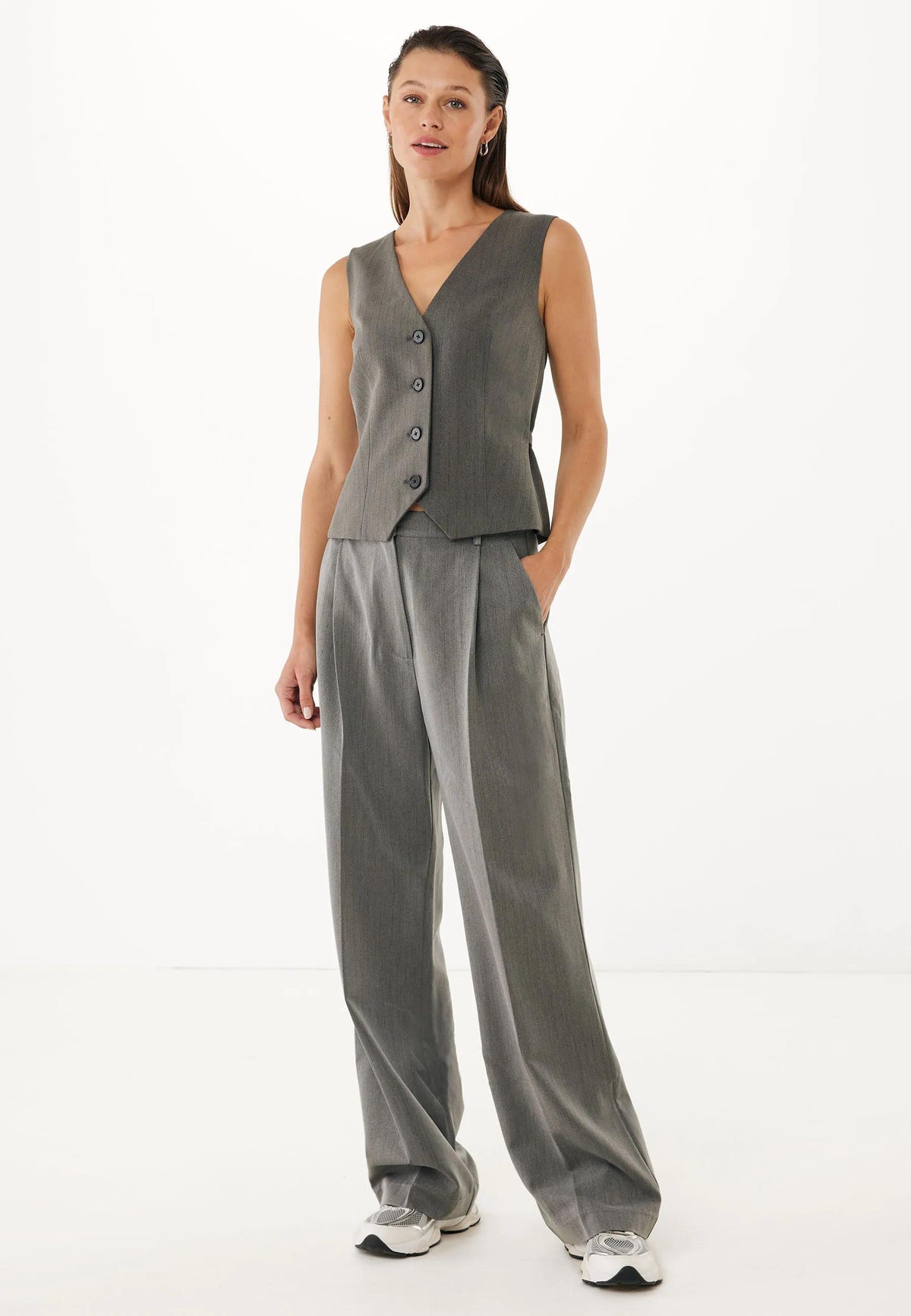 Models_images_1