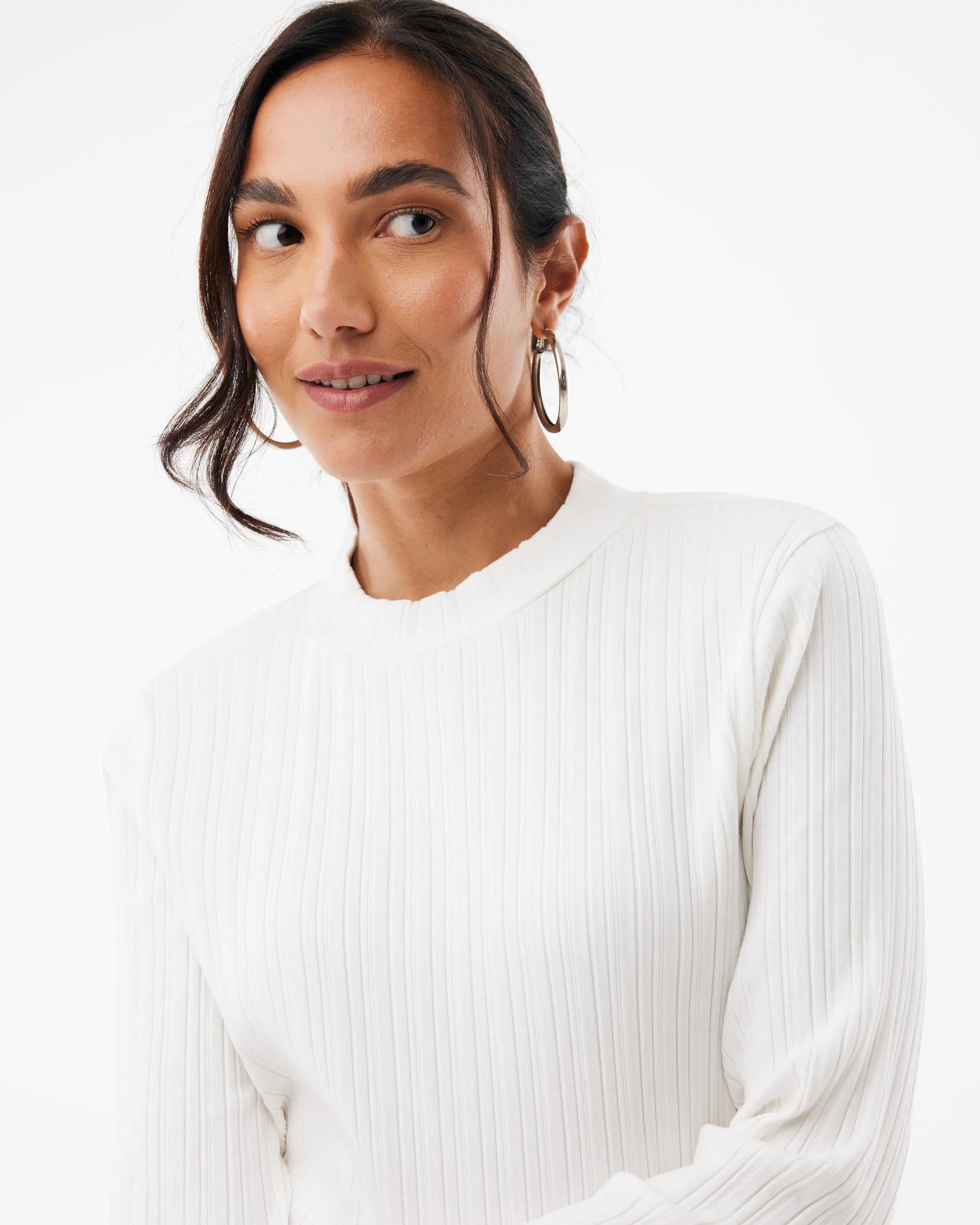 【新品】HRU・HIGH NECK RIB TOPS（OFFWHITE） Rib high-neck top - Off White | Mexx.com