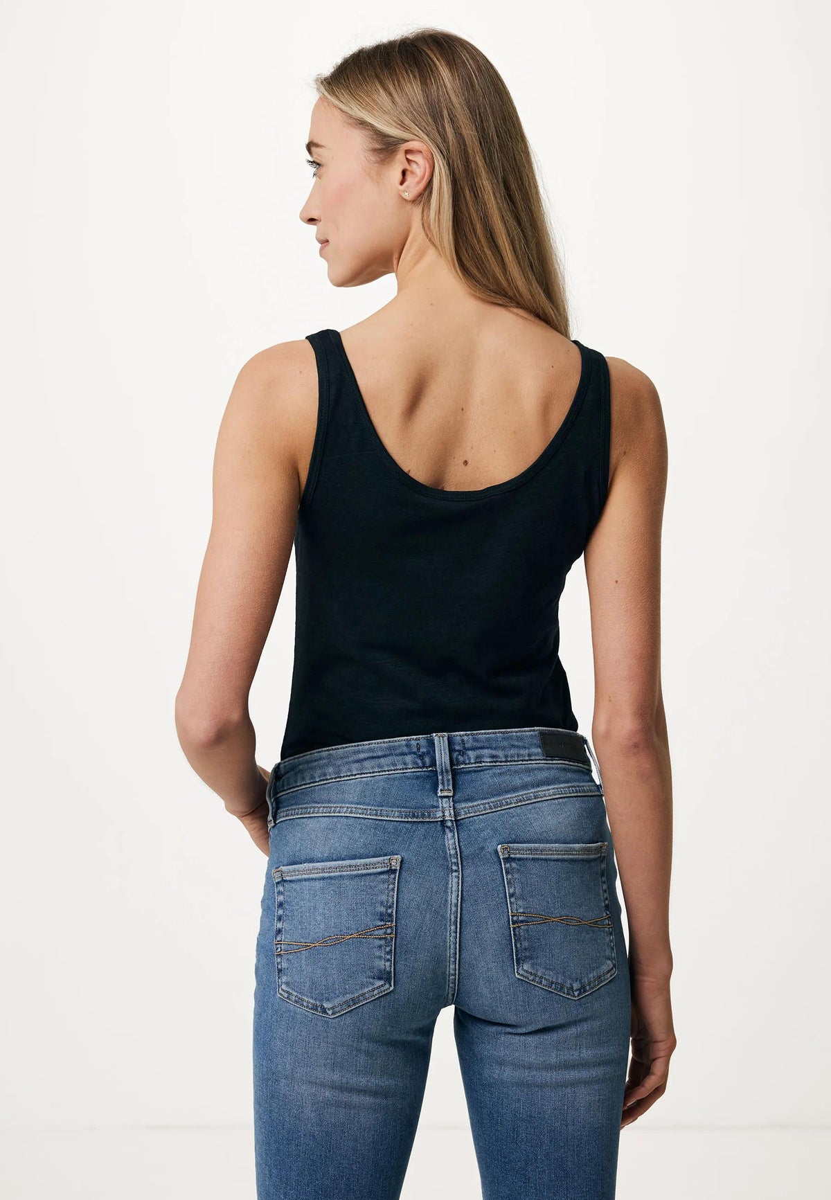 Models_images_1