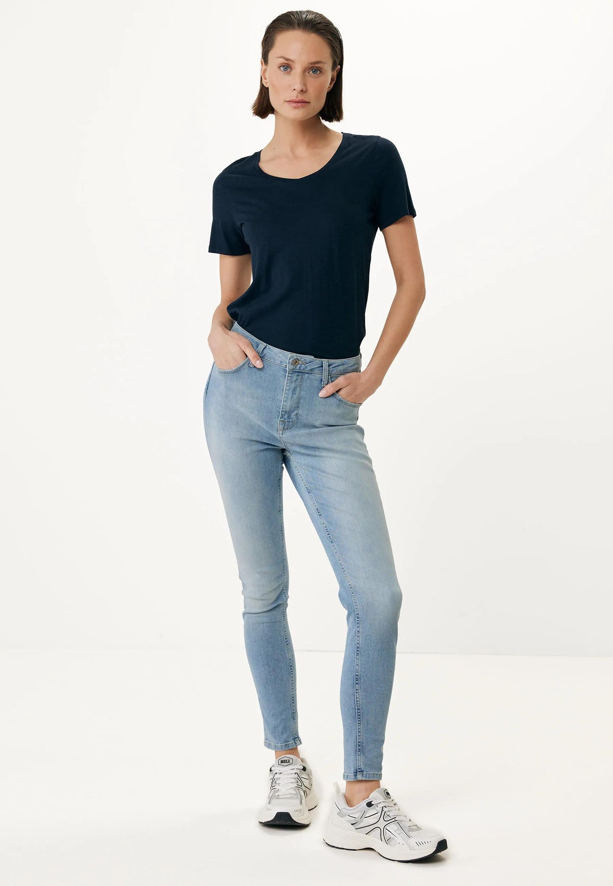 Models_images_1