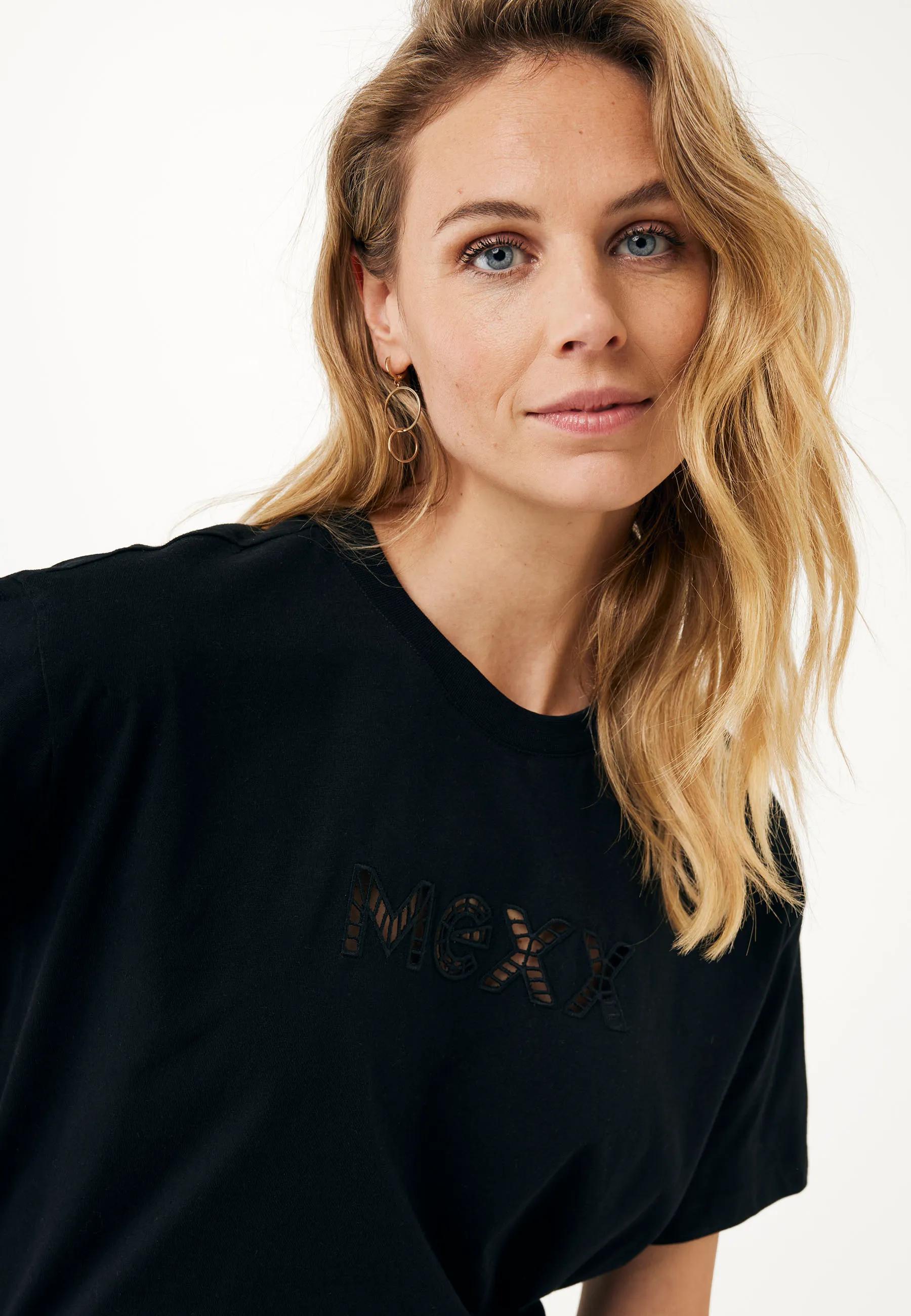 Models_images_1