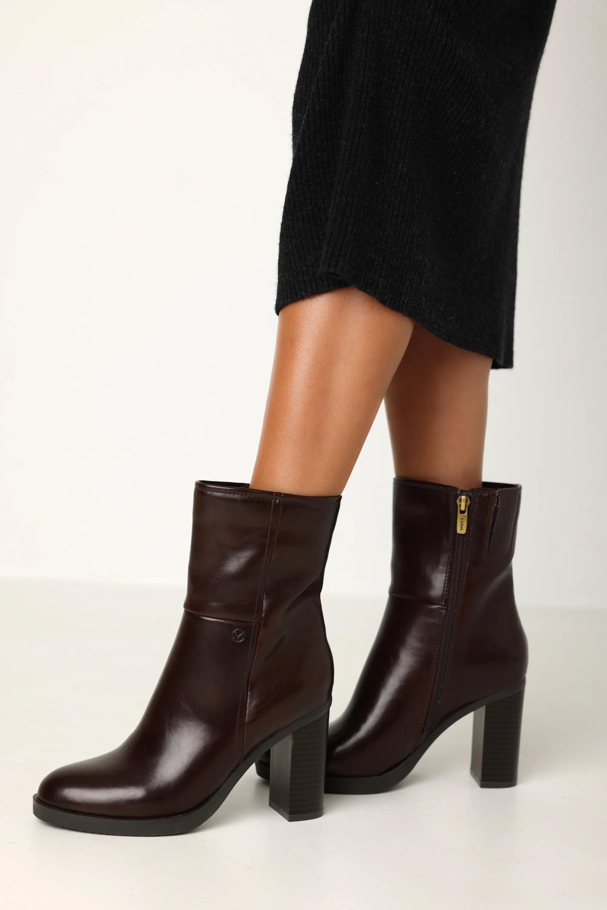 Models_images_1