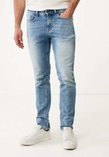 Adam Mid Waist / Tapered Jeans