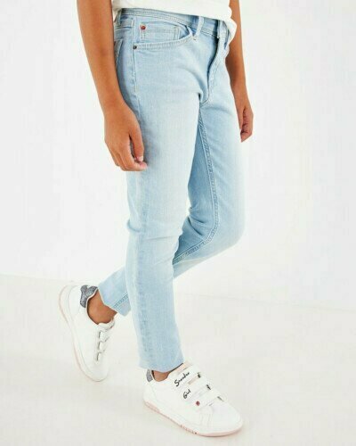 JUNO Mid waist/ Slim leg jeans Sky Blue